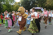 Trachtenlauf 2014 (©Foto. Ingrid Grossmann)